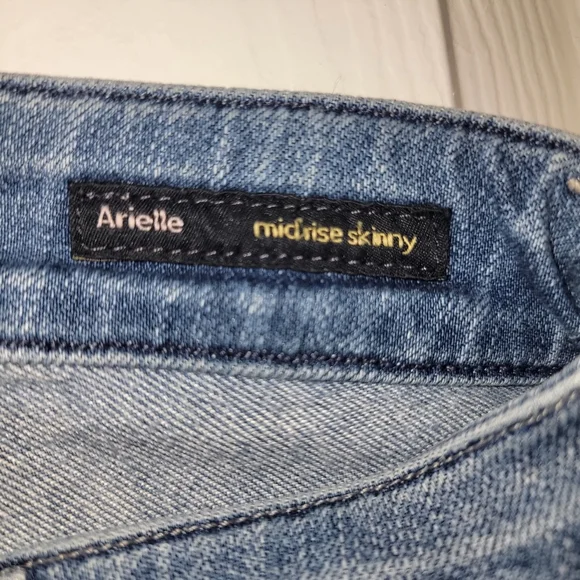 Citizens Of Humanity Arielle Midrise Skinny - Picture 3 of 7